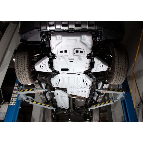 חבילת Adventure Pro ללנד קרוזר 250 | הגבהה Ironman, מיגון RIVAL מלא וגגון